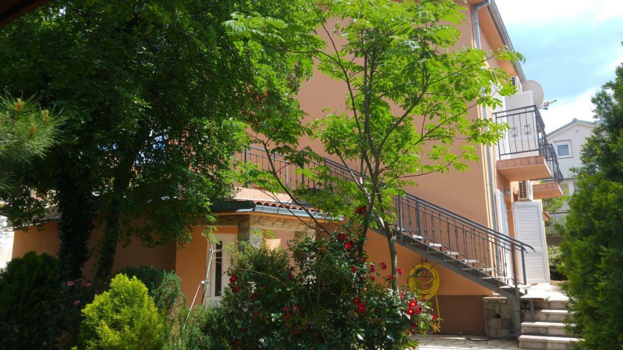 Apartments Eden Jadranovo Zewnętrze zdjęcie